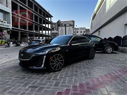 کادیلاک CT5